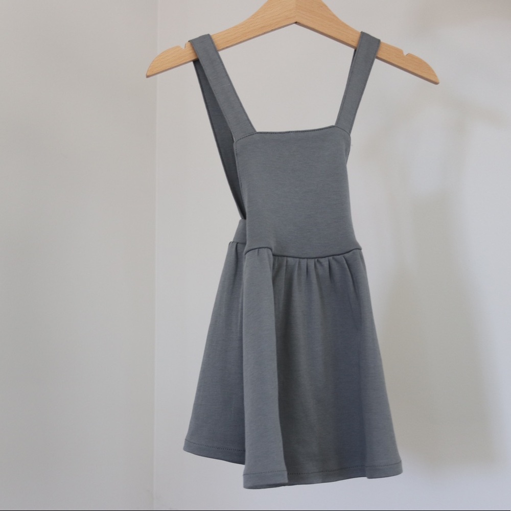 Colored Organics jumper pewter 12-18M EUC